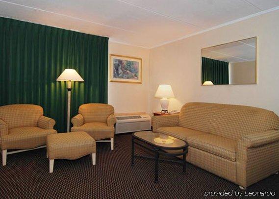 Baymont By Wyndham Hotel